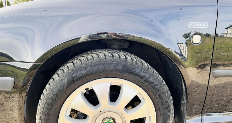 Skoda Octavia cena 10300 przebieg: 150000, rok produkcji 2007 z Nidzica małe 191